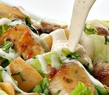Салат Цезарь с курицей
