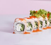С креветкой, соусом манго и миксом салата