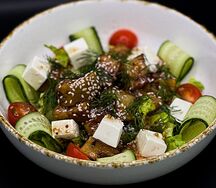 Салат с баклажаном и сыром