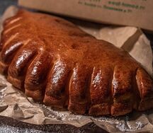 Булка с вареной сгущенкой