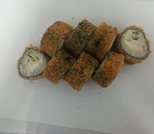 Жаренный ролл с курицей