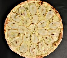 Груша с горгонзолой Small