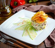 Фирменный салат Буллет