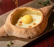 Хачапури по-аджарски
