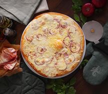 Американская пицца Карбонара