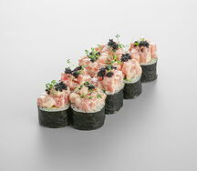 Ролл с креветкой и тартаром из тунца