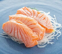 Сашими из опаленного лосося