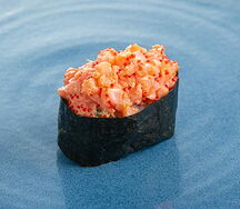 Суши с острой креветкой