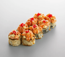 Темпура-ролл с тартаром из лосося и авокадо