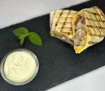 Ролл со свининой