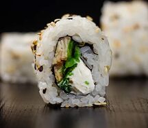 Ролл с угрем