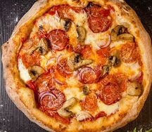 Пепперони с грибами