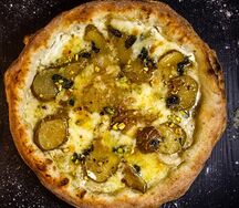 Груша и горгонзола