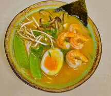 Рамен том ям с креветками