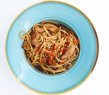 Wok со свининой