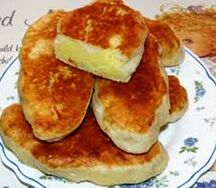 Пирожок с картошкой жареный