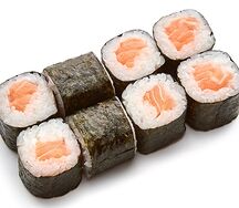 Маки с лососем