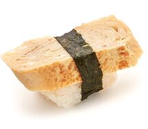 Суши с омлетом