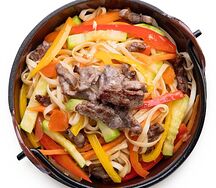 Wok с говядиной