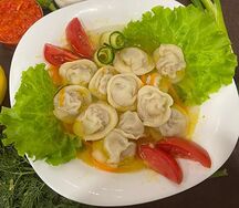 Пельмени с соусом