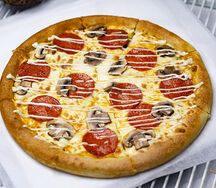 Пепперони и грибы 26 см тонкое тесто