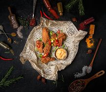 Куриные крылья с острым соусом