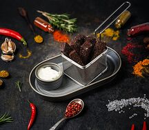 Бородинские гренки с чесночным соусом