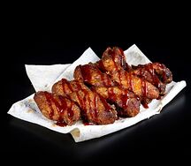 Крылышки с соусом барбекю