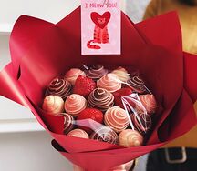 Букет Кармэн из клубники в шоколаде