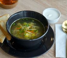 Бульон с яйцом