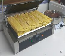 Шаурма в сырном лаваше