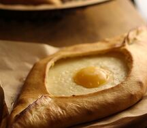 Хачапури по-аджарски