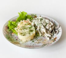 Печень говяжья в сливочном соусе