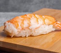 Суши с тигровой креветкой