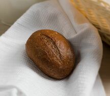 Булочка чёрная
