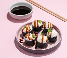 Ролл с сыром моцарелла