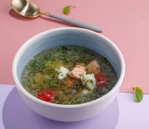 Уха по-грузински с лососем и судаком