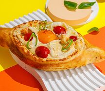 Хачапури с морепродуктами