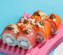 Сливочный ролл с трюфельным соусом