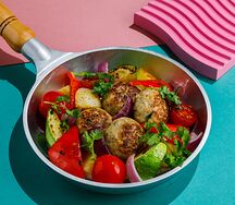 Котлеты из индейки с овощами