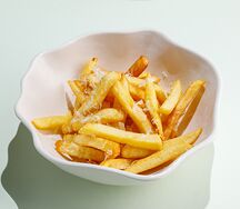 Картофель фри с трюфельным маслом