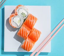 Ролл Филадельфия с лососем