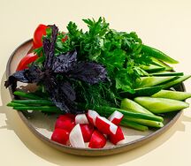 Сезонные овощи и зелень