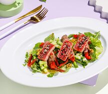 Салат с тунцом и говядиной