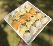 Клубника в шоколаде GoldBa