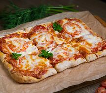 Пицца римская маргарита