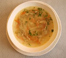 Куриный суп с лапшой