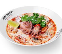 TomYum Морские гады c доброй порцией пропаренного риса
