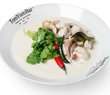 TomKha с Курицей и доброй порцией пропаренного риса