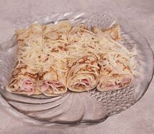 Блинчики с сыром и ветчиной
